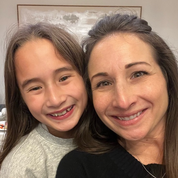 👋 - Picture 2 of 10